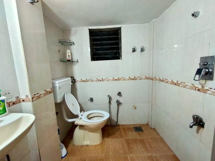 Mon Desire 5, Perry Cross Rd, Bandra West By Connekt Homes Mumbai Kültér fotó