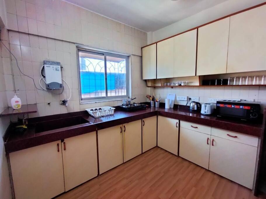 Mon Desire 5, Perry Cross Rd, Bandra West By Connekt Homes Mumbai Kültér fotó